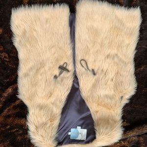 Boden Faux fur vest